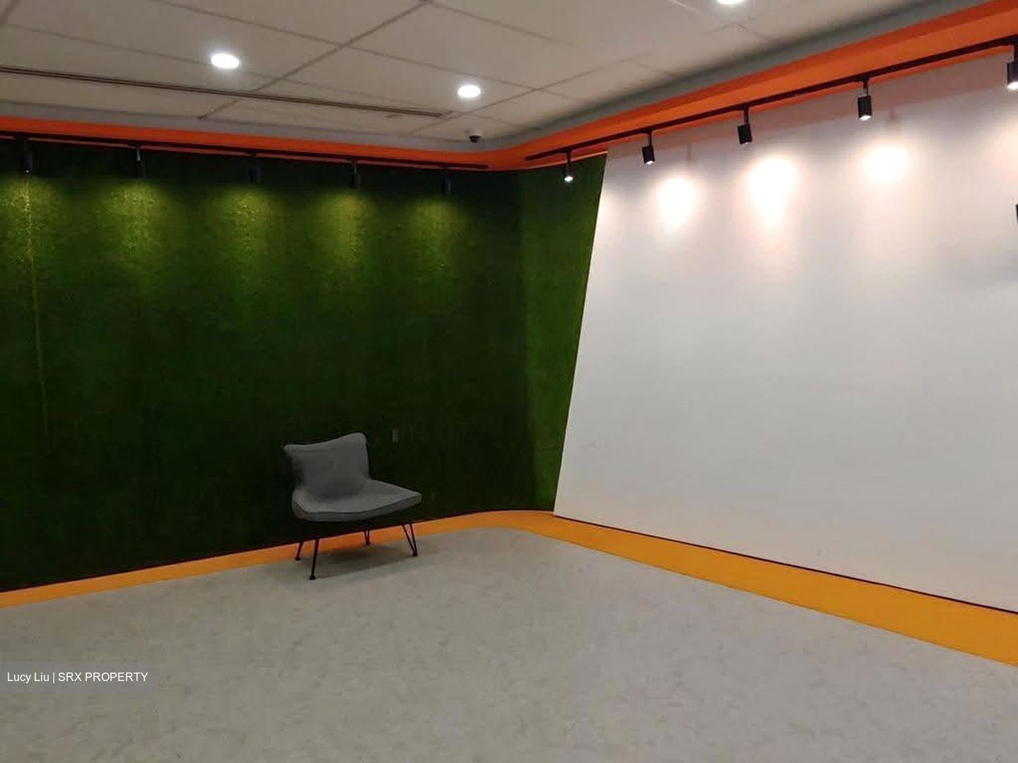 One Raffles Place (D1), Office #636768471